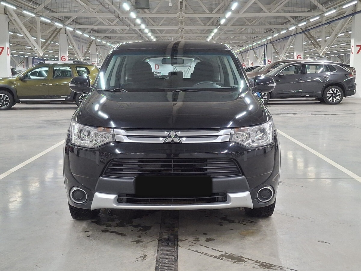 Купить Mitsubishi Outlander с пробегом. Фото: #1
