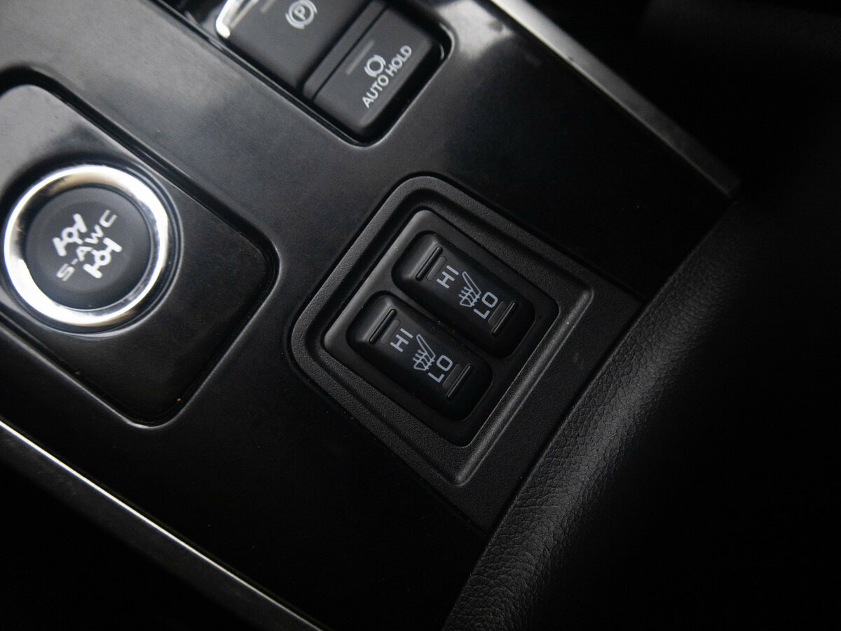 Купить Mitsubishi Outlander с пробегом. Фото: #11