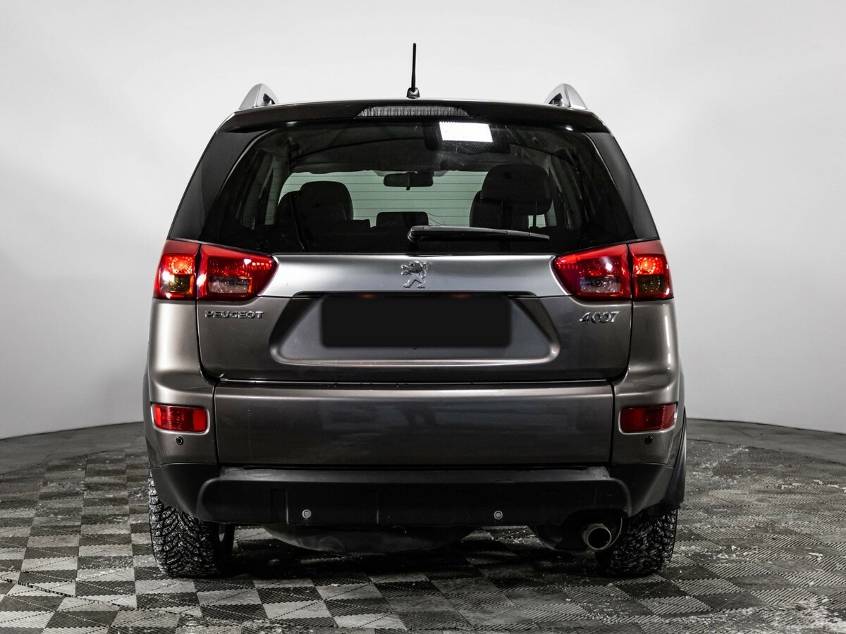 Купить Peugeot 4007 с пробегом. Фото: #4