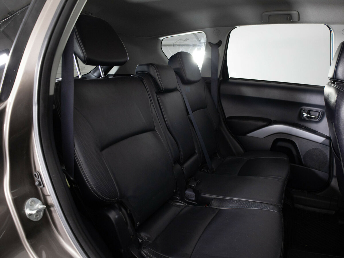 Купить Peugeot 4007 с пробегом. Фото: #15