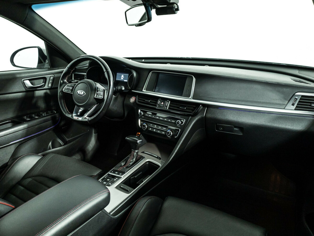 Купить Kia Optima с пробегом. Фото: #8