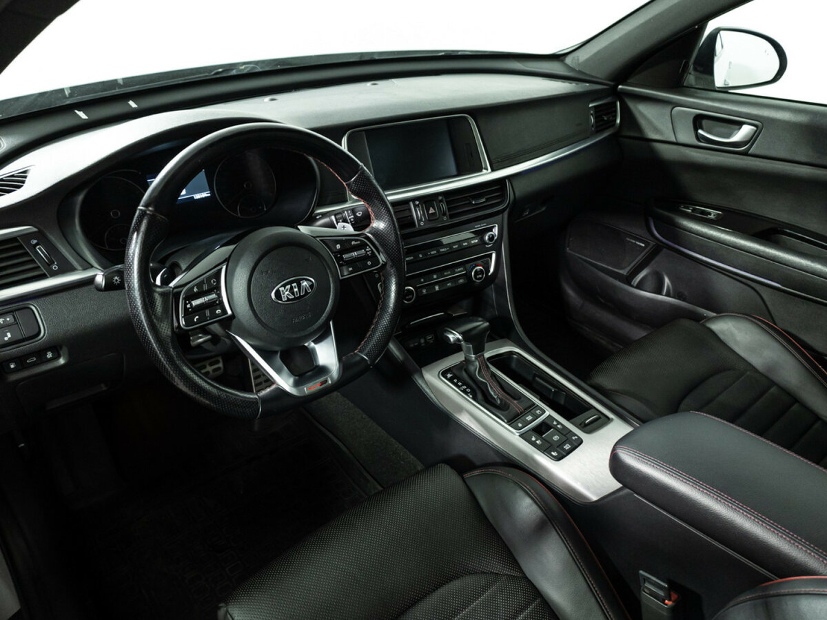 Купить Kia Optima с пробегом. Фото: #10