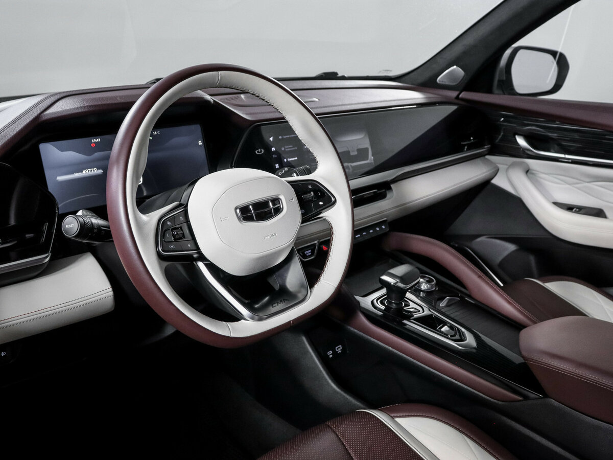 Купить Geely Monjaro с пробегом. Фото: #13