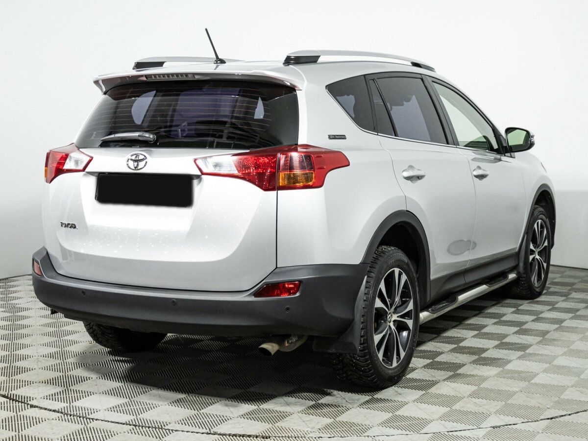 Купить Toyota RAV4 с пробегом. Фото: #4