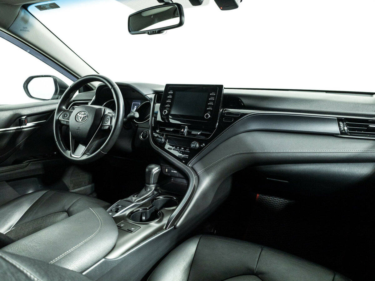 Купить Toyota Camry с пробегом. Фото: #7