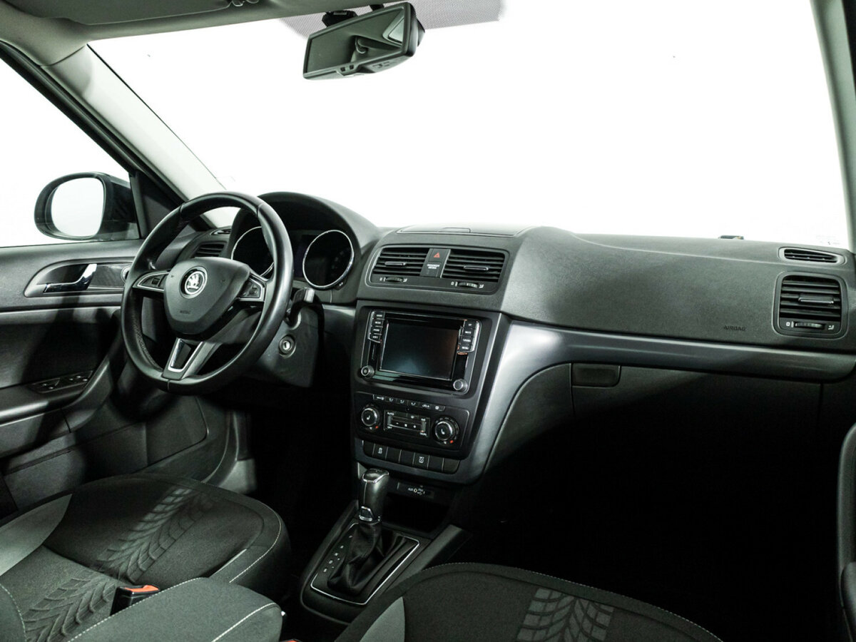 Купить Skoda Yeti с пробегом. Фото: #8