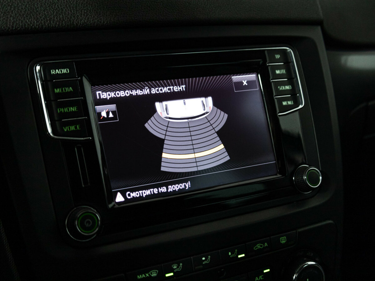 Купить Skoda Yeti с пробегом. Фото: #13