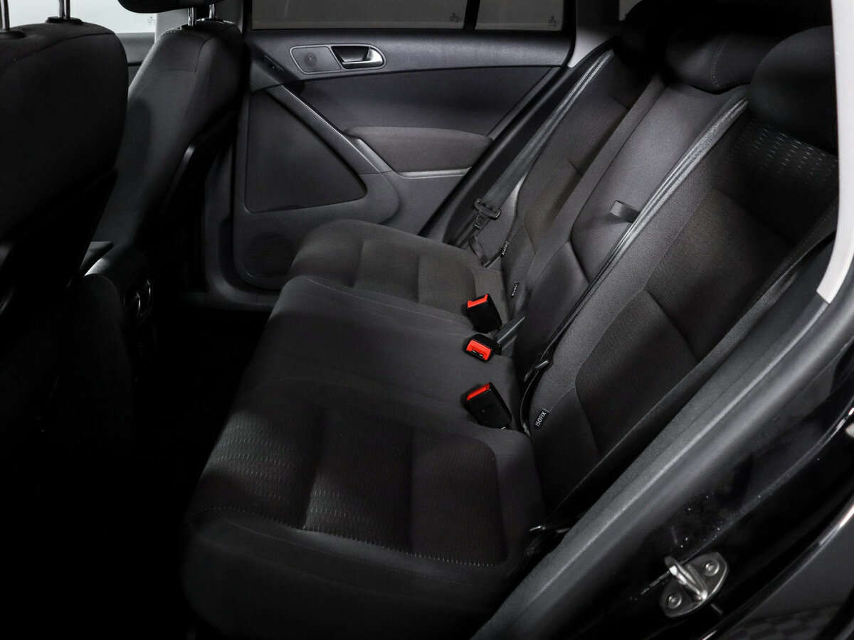 Купить Volkswagen Tiguan с пробегом. Фото: #9