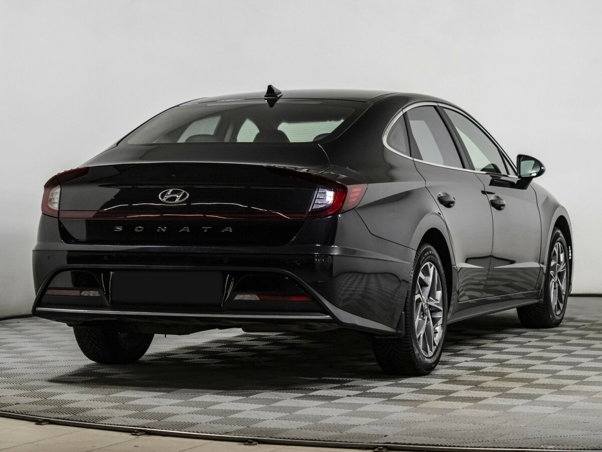 Купить Hyundai Sonata с пробегом. Фото: #3