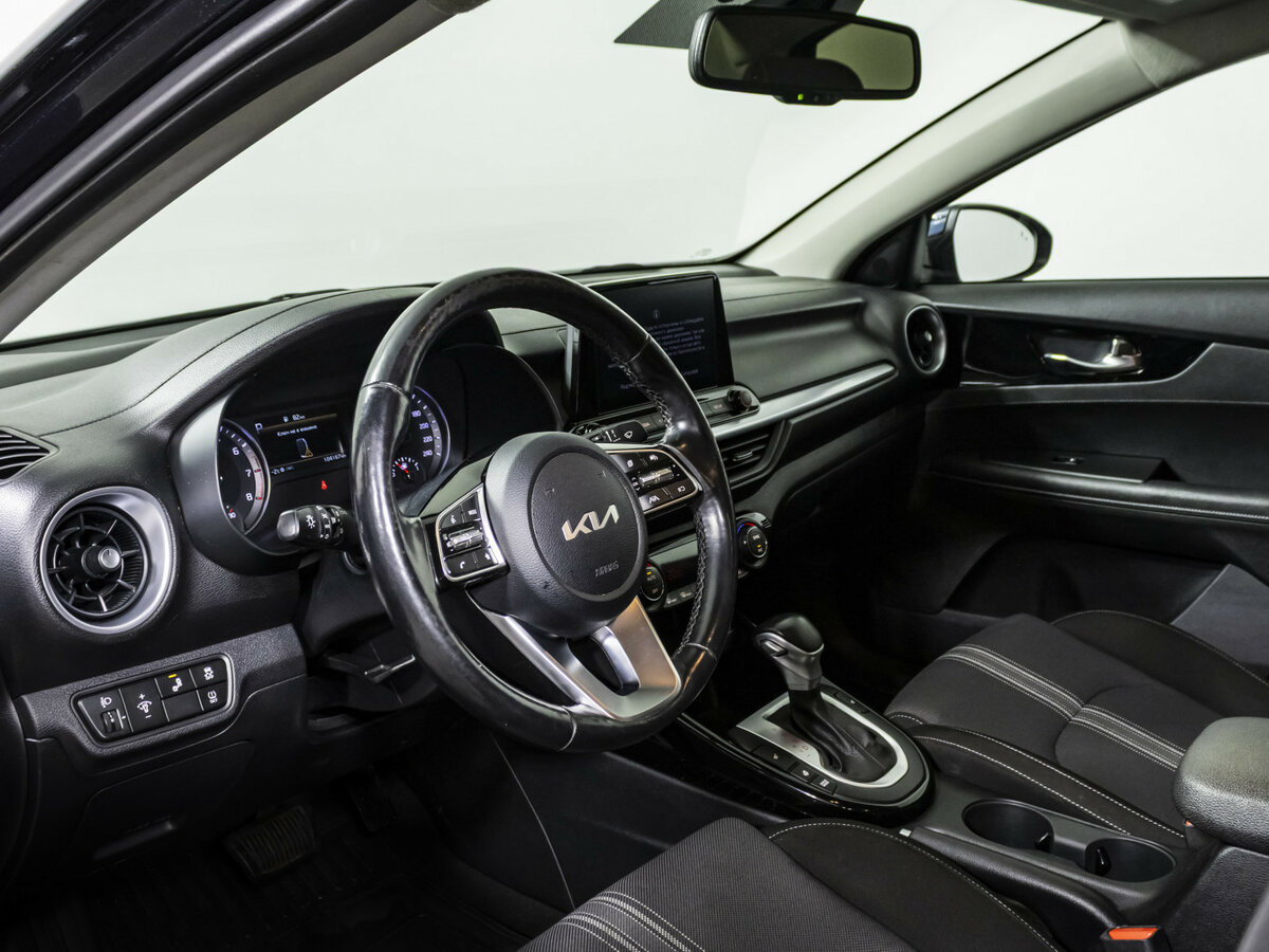 Купить Kia Cerato с пробегом. Фото: #9