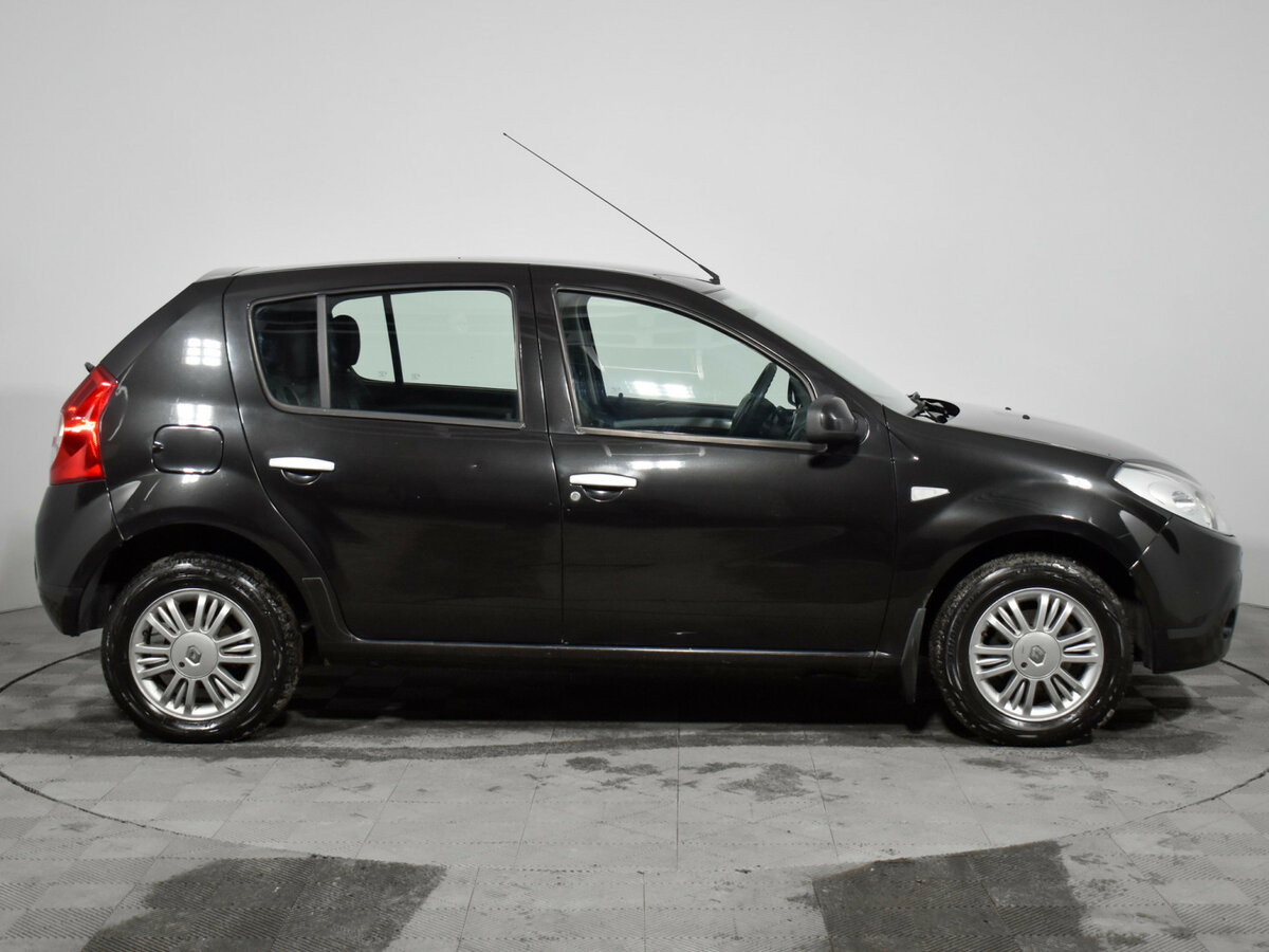 Купить Renault Sandero с пробегом. Фото: #3