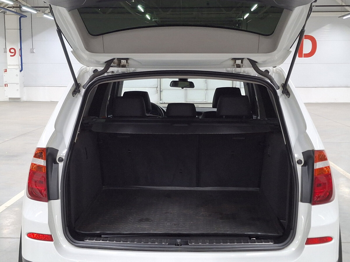 Купить BMW X3 с пробегом. Фото: #9