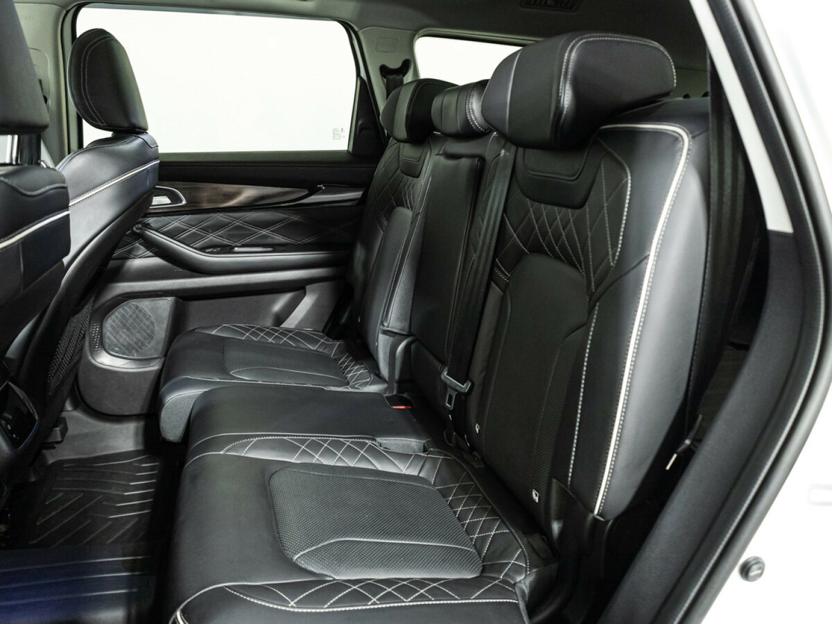 Купить EXEED VX с пробегом. Фото: #7